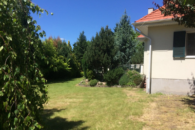 ház kivülről 2.kép.